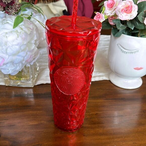 Starbucks Red tumbler lid and straw acrylics NEW - Picture 1 of 5